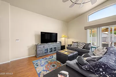 8401 W Laurel Lane, Peoria, AZ 85345 - Photo 5