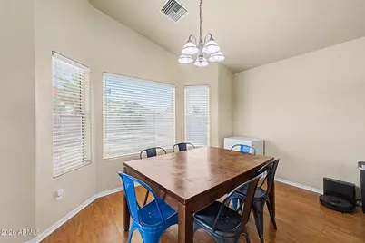 8401 W Laurel Lane, Peoria, AZ 85345 - Photo 11