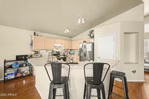 8401 W Laurel Ln, Peoria, AZ 85345 - Photo 9