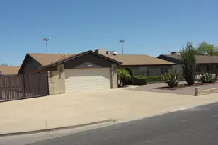 4746 W Dahlia Dr, Glendale, AZ 85304 - Photo 39