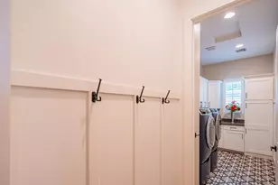 3850 E Crittenden Ln, Phoenix, AZ 85018 - Photo 25