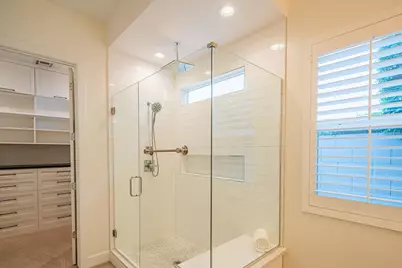 3850 E Crittenden Lane, Phoenix, AZ 85018 - Photo 15