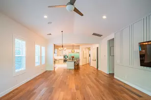 3850 E Crittenden Ln, Phoenix, AZ 85018 - Photo 9