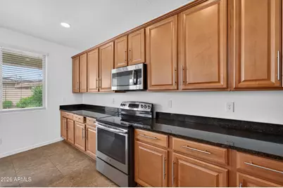 11744 W Maui Lane, El Mirage, AZ 85335 - Photo 15
