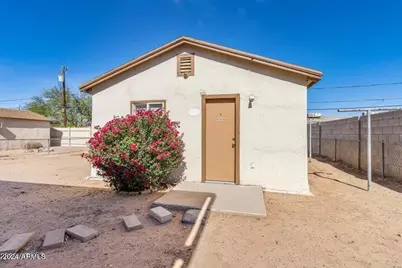 412 W 9th Street, Casa Grande, AZ 85122 - Photo 1