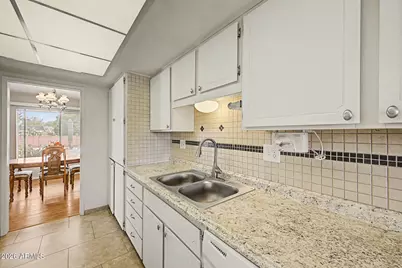 10729 W Wedgewood Drive, Sun City, AZ 85351 - Photo 17