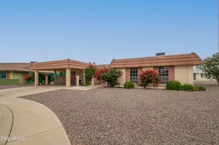 10636 W Mission Ln, Sun City, AZ 85351 - Photo 3