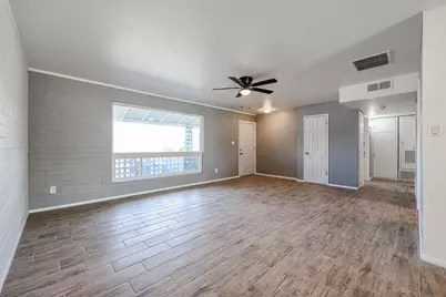 11417 N Hacienda Drive, Sun City, AZ 85351 - Photo 3