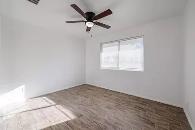 11417 N Hacienda Drive, Sun City, AZ 85351 - Photo 25
