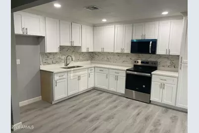 515 W La Mirada Drive, Phoenix, AZ 85041 - Photo 5