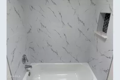 515 W La Mirada Drive, Phoenix, AZ 85041 - Photo 15