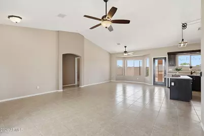 8827 W Magnum Drive, Arizona City, AZ 85123 - Photo 5
