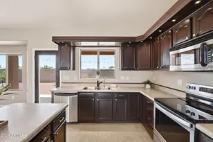 8827 W Magnum Dr, Arizona City, AZ 85123 - Photo 7