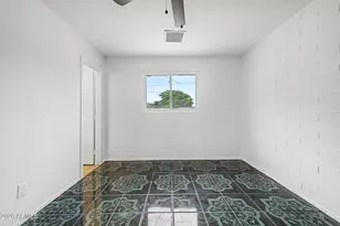 4720 W Monterosa St, Phoenix, AZ 85031 - Photo 17