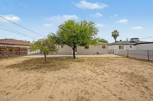 4720 W Monterosa St, Phoenix, AZ 85031 - Photo 39