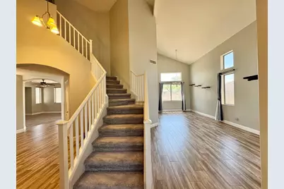 1939 E Springfield Place, Chandler, AZ 85286 - Photo 3