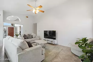 2748 E Verbena Dr, Phoenix, AZ 85048 - Photo 13