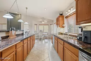 2748 E Verbena Dr, Phoenix, AZ 85048 - Photo 3