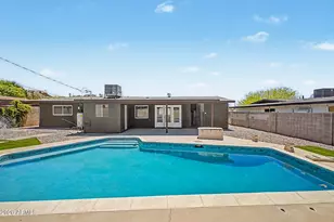 1226 E Butler Dr, Phoenix, AZ 85020 - Photo 27