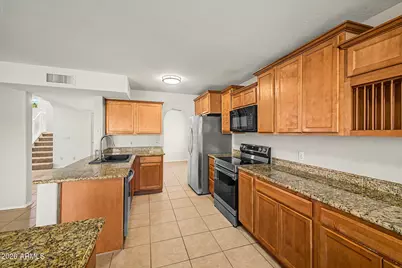 3130 E Redwood Lane, Phoenix, AZ 85048 - Photo 13