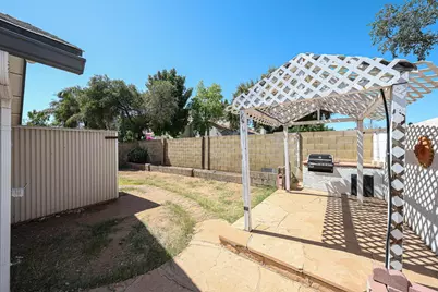 1822 E Bluefield Avenue, Phoenix, AZ 85022 - Photo 43