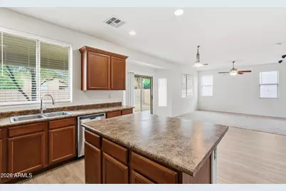 3725 W Saint Anne Avenue, Phoenix, AZ 85041 - Photo 21