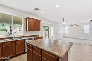 3725 W St Anne Ave, Phoenix, AZ 85041 - Photo 21