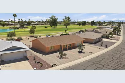 18221 N Willowbrook Drive, Sun City, AZ 85373 - Photo 3