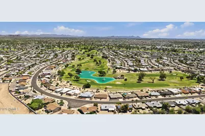 18221 N Willowbrook Drive, Sun City, AZ 85373 - Photo 17