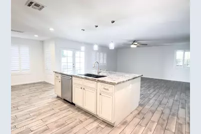 5761 W Larkspur Drive, Glendale, AZ 85304 - Photo 9