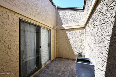865 N Roosevelt Circle, Scottsdale, AZ 85257 - Photo 9