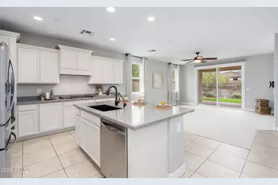 30741 N 138th Avenue, Peoria, AZ 85383 - Photo 9
