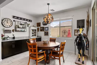 16118 W Desert Hills Drive, Surprise, AZ 85379 - Photo 17
