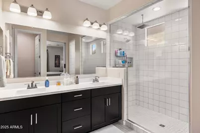 16118 W Desert Hills Drive, Surprise, AZ 85379 - Photo 23