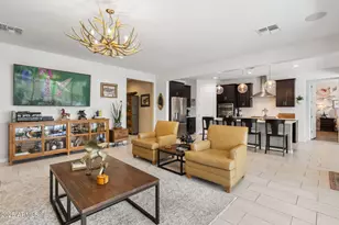 16118 W Desert Hills Dr, Surprise, AZ 85379 - Photo 13