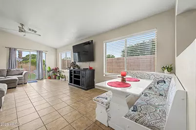 2525 W Gold Mine Way, San Tan Valley, AZ 85144 - Photo 11