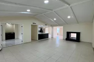 5502 W Frier Dr, Glendale, AZ 85301 - Photo 3