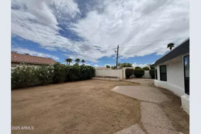 5502 W Frier Drive, Glendale, AZ 85301 - Photo 31
