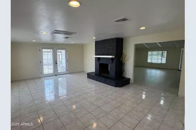 5502 W Frier, Glendale, AZ 85301 - Photo 11
