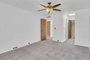 1010 E Becker Ln, Phoenix, AZ 85020 - Photo 23