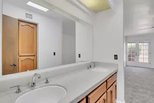 1010 E Becker Ln, Phoenix, AZ 85020 - Photo 27