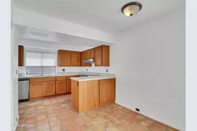 1010 E Becker Lane, Phoenix, AZ 85020 - Photo 15