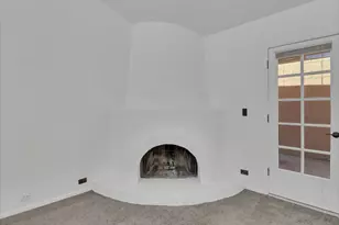 1010 E Becker Ln, Phoenix, AZ 85020 - Photo 9