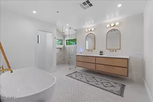 10686 E Saddlehorn Dr, Scottsdale, AZ 85258 - Photo 9