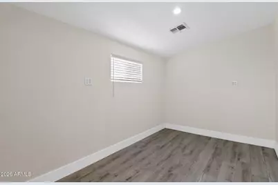 6815 N 32nd Avenue, Phoenix, AZ 85017 - Photo 13