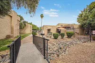 3131 W Cochise Drive #223, Phoenix, AZ 85051 - Photo 19