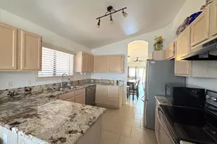 15017 S 39th St, Phoenix, AZ 85044 - Photo 7