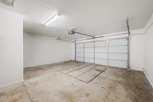 2434 E Roeser Rd, Phoenix, AZ 85040 - Photo 25