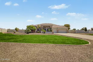 18209 W North Ct, Waddell, AZ 85355 - Photo 5