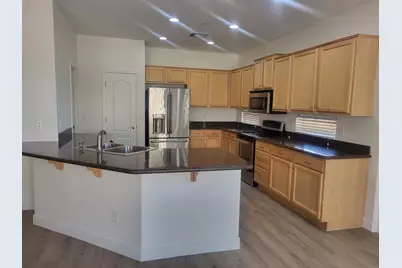12640 W Blackstone Lane, Peoria, AZ 85383 - Photo 13
